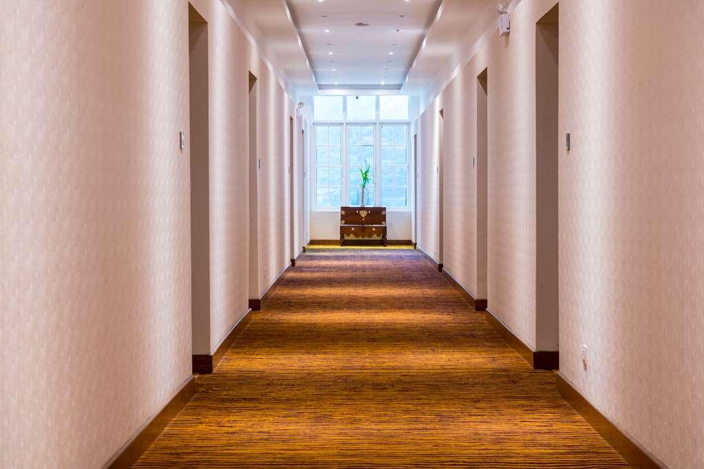 The Golden Ridge Hotel Нувара Елия Удобства снимка