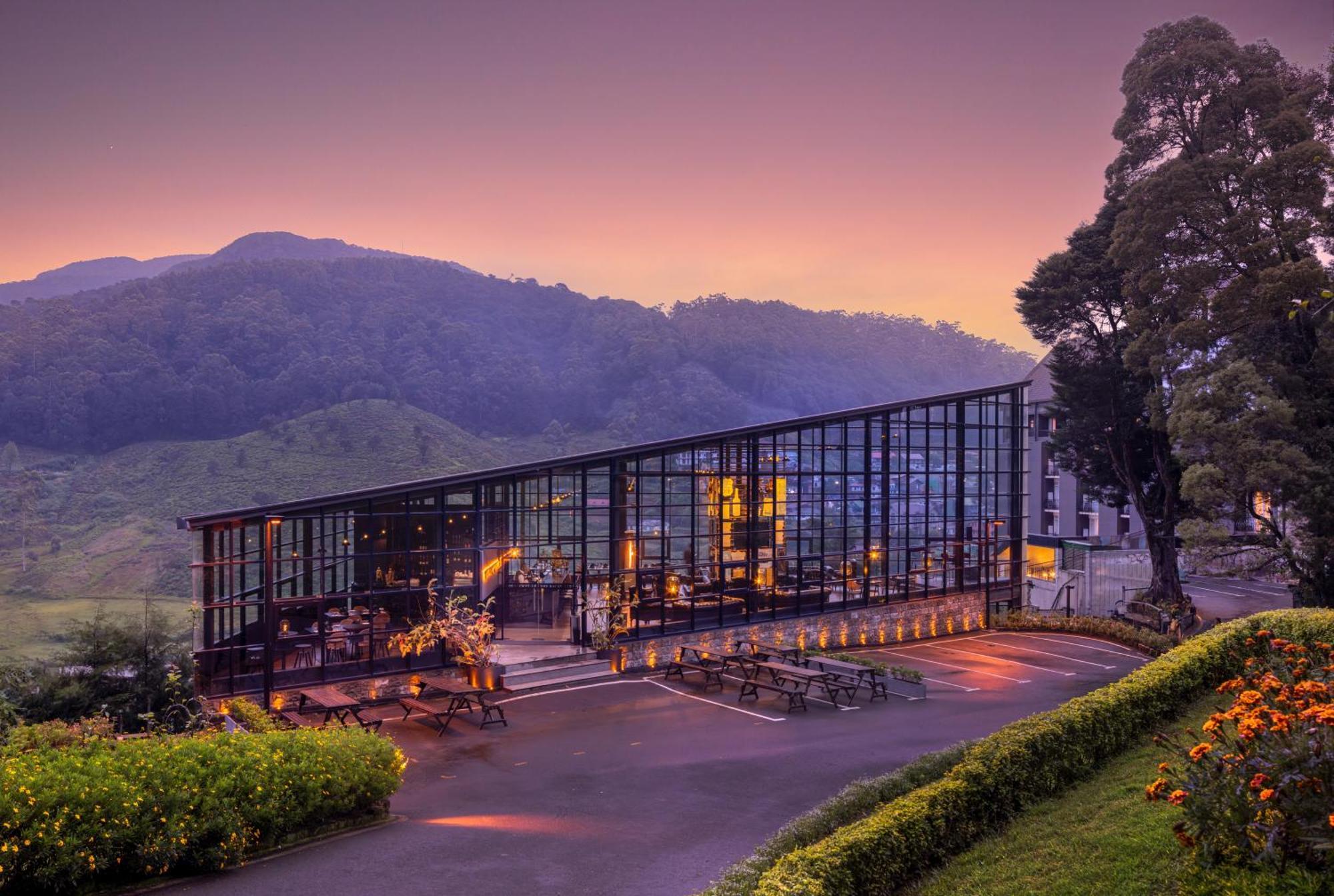 The Golden Ridge Hotel Нувара Елия Екстериор снимка